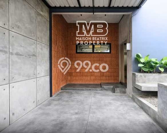 Rumah Minimalis 3 KT di BSD Tangerang Semi Furnished Rumah Minimalis 3 KT di BSD Tangerang Semi Furnished