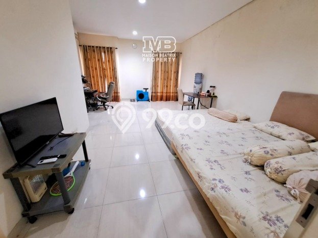 Jual Rumah Luas Elegan Dengan View Cantik di Villa Melati Mas, Tangerang Selatan Jual Rumah Luas Elegan Dengan View Cantik di Villa Melati Mas, Tangerang Selatan