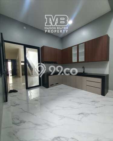 For Sale! Premium House LT 211m2 Desain Modern di BSD For Sale! Premium House LT 211m2 Desain Modern di BSD