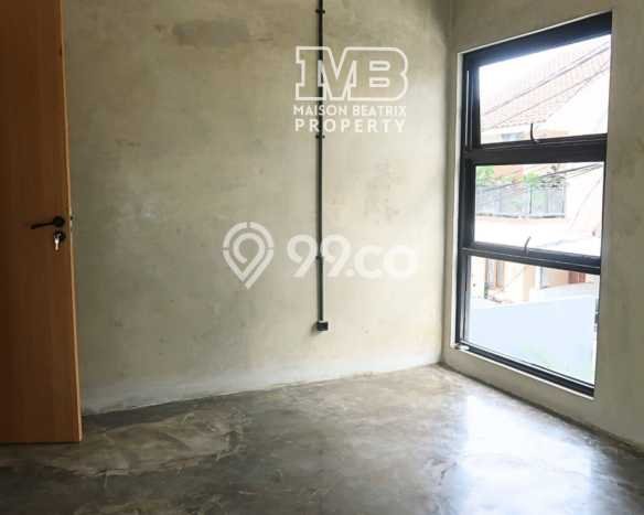Rumah Minimalis 3 KT di BSD Tangerang Semi Furnished Rumah Minimalis 3 KT di BSD Tangerang Semi Furnished