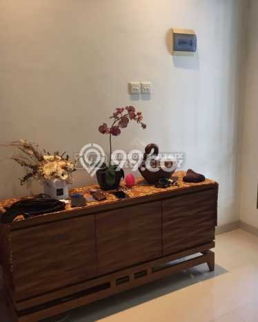 Jual Rumah Luas Elegan Dengan View Eksklusif di BSD, Tangerang Jual Rumah Luas Elegan Dengan View Eksklusif di BSD, Tangerang