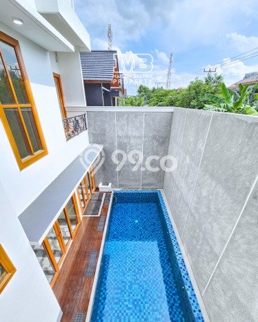 Dijual Rumah Luas Megah Dengan View Eksklusif di BSD, Tangerang Dijual Rumah Luas Megah Dengan View Eksklusif di BSD, Tangerang
