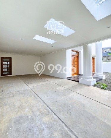 Dijual Rumah Luas Megah Dengan View Eksklusif di BSD, Tangerang Dijual Rumah Luas Megah Dengan View Eksklusif di BSD, Tangerang