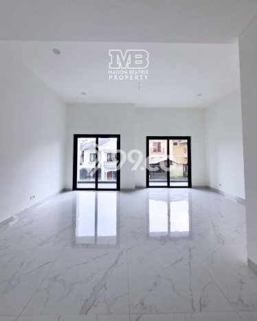 Dijual Rumah Mewah Elegan Dengan View Cantik di BSD, Tangerang Dijual Rumah Mewah Elegan Dengan View Cantik di BSD, Tangerang