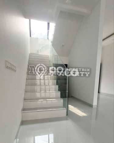 Hunian Elit LB 420m2 Siap Huni Desain Elegan di BSD, Tangerang Hunian Elit LB 420m2 Siap Huni Desain Elegan di BSD, Tangerang