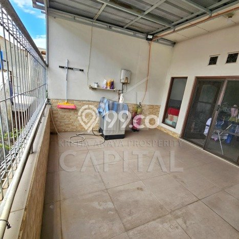 Rumah Luas Asri 3 KT Siap Huni di Taman Holis Indah Bandung Rumah Luas Asri 3 KT Siap Huni di Taman Holis Indah Bandung