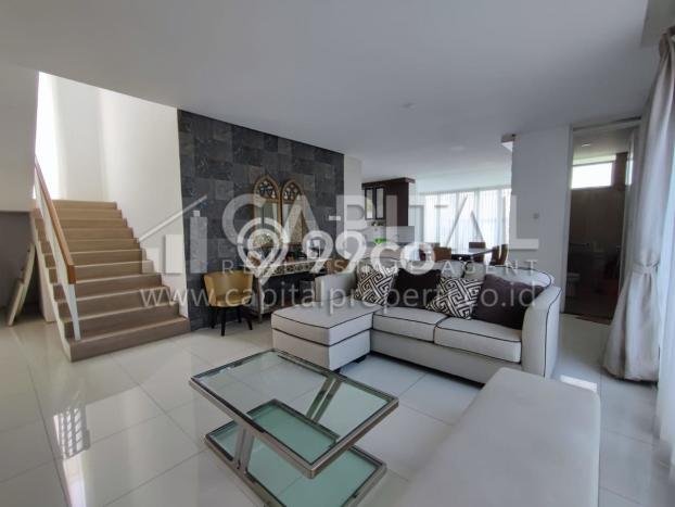 Ready to Use! Luxury House LT 449m2 Desain Modern di Dago Ready to Use! Luxury House LT 449m2 Desain Modern di Dago