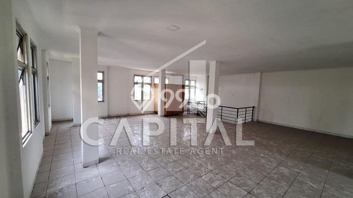 Komersial Bagus LT 240m2 LB 450m2 Dijual di Coblong Bandung Komersial Bagus LT 240m2 LB 450m2 Dijual di Coblong Bandung