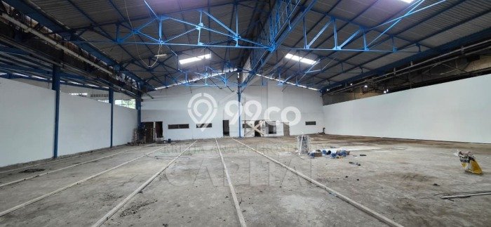 Disewakan Gudang di Kawasan Ramai Leuwi Gajah Luas 1600m2 Disewakan Gudang di Kawasan Ramai Leuwi Gajah Luas 1600m2