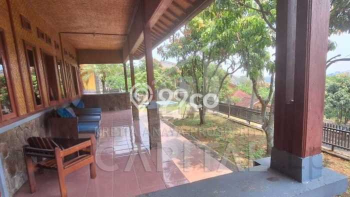 Hunian Mewah LB 322m2 Siap Huni Desain Elegan di Ujungberung, Bandung Hunian Mewah LB 322m2 Siap Huni Desain Elegan di Ujungberung, Bandung