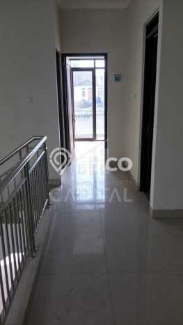 Rumah Luxury Modern Siap Huni di Sudirman Bandung Rumah Luxury Modern Siap Huni di Sudirman Bandung