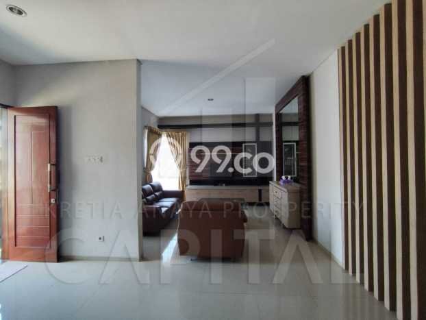 Hunian Mewah LB 300m2 Siap Huni Desain Elegan di Dago, Bandung Hunian Mewah LB 300m2 Siap Huni Desain Elegan di Dago, Bandung