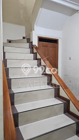 Rumah Luas Asri 3 KT Siap Huni di Taman Holis Indah Bandung Rumah Luas Asri 3 KT Siap Huni di Taman Holis Indah Bandung