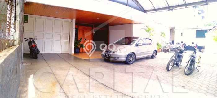 Ready to Use! Luxury House LT 602m2 Desain Modern di Dago Ready to Use! Luxury House LT 602m2 Desain Modern di Dago