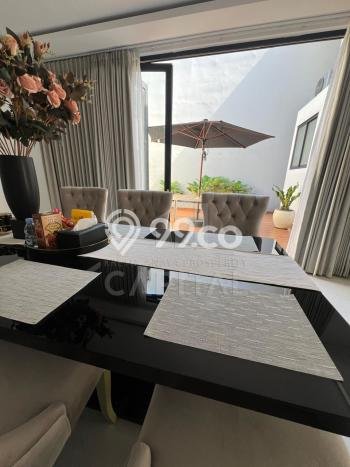 Ready to Use! Luxury House LT 297m2 Desain Modern di Setiabudi Ready to Use! Luxury House LT 297m2 Desain Modern di Setiabudi