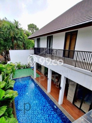 For Sale! Luxury House LT 425m2 Desain Modern di Kemang For Sale! Luxury House LT 425m2 Desain Modern di Kemang