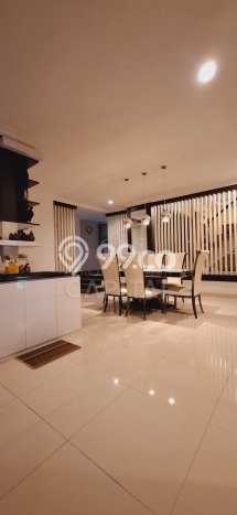 For Sale Rumah Elit Exclusive di Sukasari, Bandung For Sale Rumah Elit Exclusive di Sukasari, Bandung