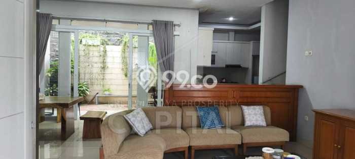 Rumah Mewah LB 200m2 Siap Pakai Desain Elegan di Setiabudi, Bandung Rumah Mewah LB 200m2 Siap Pakai Desain Elegan di Setiabudi, Bandung