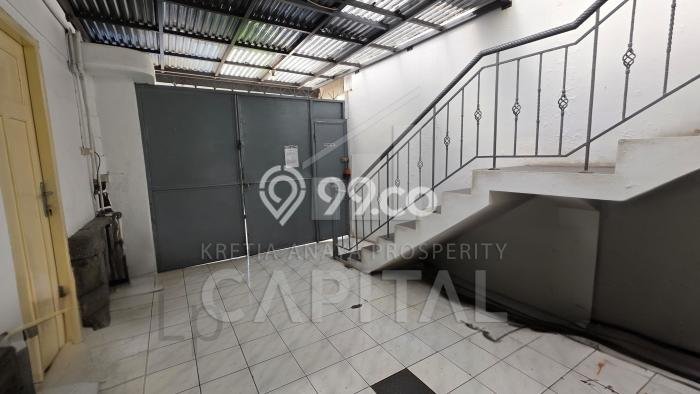 Hunian Elit LB 500m2 Siap Pakai Desain Elegan di Riau, Bandung Hunian Elit LB 500m2 Siap Pakai Desain Elegan di Riau, Bandung
