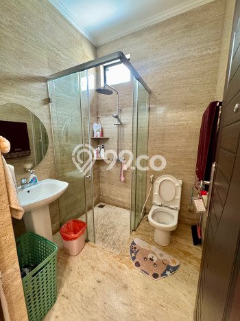 Rumah Elit Modern Siap Huni di BSD City Tangerang Rumah Elit Modern Siap Huni di BSD City Tangerang