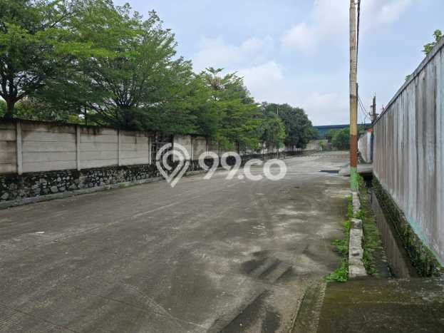 Lokasi Strategis! Dijual Pabrik Bisnis di Balaraja, Tangerang Kondisi Baik Lokasi Strategis! Dijual Pabrik Bisnis di Balaraja, Tangerang Kondisi Baik
