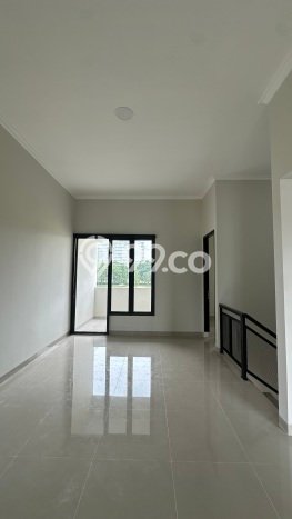 Dijual Cepat Rumah Bagus Siap Huni LB 160m2 di BSD, Tangerang Selatan Dijual Cepat Rumah Bagus Siap Huni LB 160m2 di BSD, Tangerang Selatan