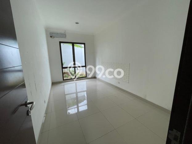 Ready to Use! Luxury House LT 220m2 Desain Elegan di BSD Ready to Use! Luxury House LT 220m2 Desain Elegan di BSD