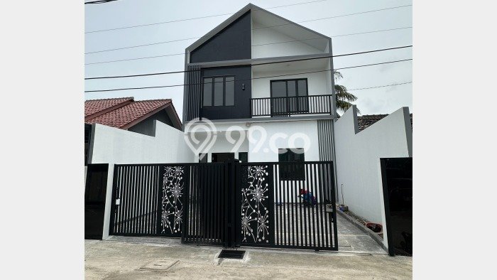 Dijual Cepat Rumah Bagus Siap Huni LB 160m2 di BSD, Tangerang Selatan Dijual Cepat Rumah Bagus Siap Huni LB 160m2 di BSD, Tangerang Selatan