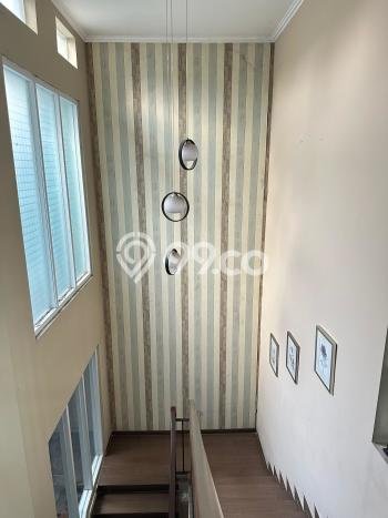 Siap Huni Hunian Elit 4 Kamar di BSD Dekat ke Mana Saja Siap Huni Hunian Elit 4 Kamar di BSD Dekat ke Mana Saja