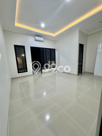 Rumah Luas Asri 4 KT Siap Pakai di Serpong Regency Melati Mas Tangerang Selatan Rumah Luas Asri 4 KT Siap Pakai di Serpong Regency Melati Mas Tangerang Selatan