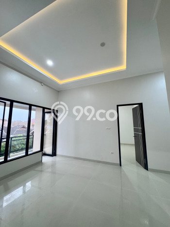 Dijual Rumah Luas Elegan Dengan View Cantik di Villa Melati Mas, Tangerang Selatan Dijual Rumah Luas Elegan Dengan View Cantik di Villa Melati Mas, Tangerang Selatan