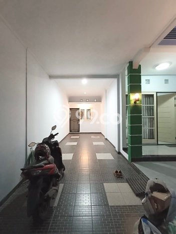 For Sale! Premium House LT 200m2 Desain Modern di Villa Melati Mas For Sale! Premium House LT 200m2 Desain Modern di Villa Melati Mas