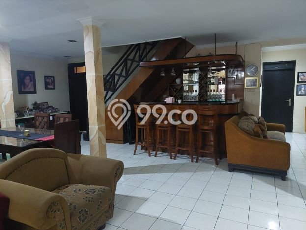 Dijual Cepat Rumah Bagus Siap Huni LB 200m2 di Cinere, Depok Dijual Cepat Rumah Bagus Siap Huni LB 200m2 di Cinere, Depok