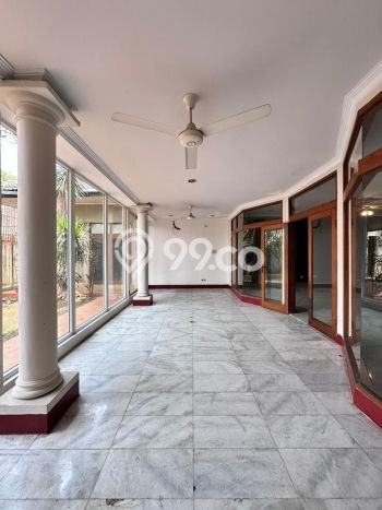 Rumah Elit LB 400m2 Siap Pakai Desain Elegan di Cipete, Jakarta Selatan Rumah Elit LB 400m2 Siap Pakai Desain Elegan di Cipete, Jakarta Selatan