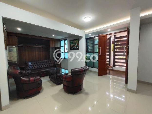 Hunian Mewah LB 230m2 Siap Huni Desain Elegan di Cipete, Jakarta Selatan Hunian Mewah LB 230m2 Siap Huni Desain Elegan di Cipete, Jakarta Selatan