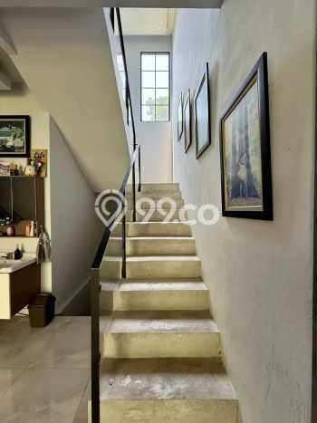 Dijual Rumah Premium dengan Fasilitas Sekitar Komplit di Cinere, Depok Dijual Rumah Premium dengan Fasilitas Sekitar Komplit di Cinere, Depok