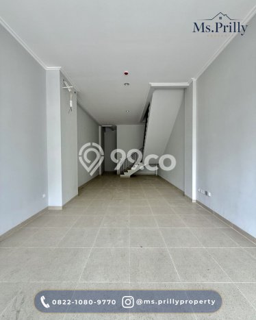 Unit Ruko Dijual di Jakarta Selatan LT 67m2 & LB 236m2 Unit Ruko Dijual di Jakarta Selatan LT 67m2 & LB 236m2