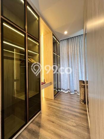 Ready to Use! Luxury House LT 117m2 Desain Elegan di Lebak Bulus Ready to Use! Luxury House LT 117m2 Desain Elegan di Lebak Bulus