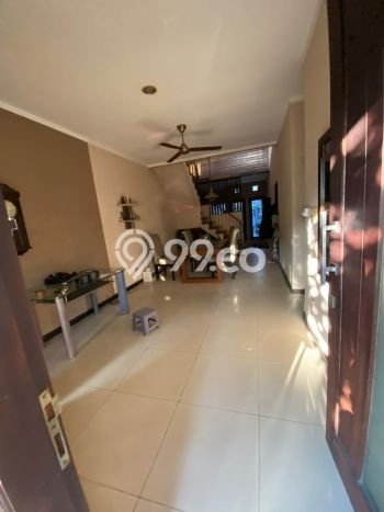 Hunian Mewah LB 170m2 Siap Pakai Desain Elegan di Pangkalan Jati, Depok Hunian Mewah LB 170m2 Siap Pakai Desain Elegan di Pangkalan Jati, Depok
