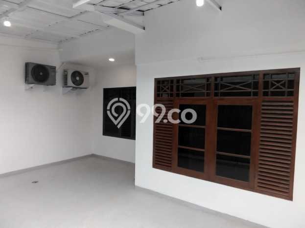 For Sale Hunian Rumah Terawat 3 Kamar di Pondok Bambu, Jakarta Timur For Sale Hunian Rumah Terawat 3 Kamar di Pondok Bambu, Jakarta Timur
