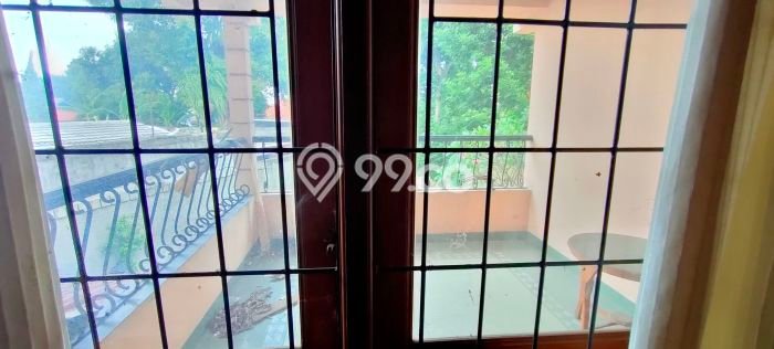 Dijual Rumah Mewah Elegan Dengan View Eksklusif di Margonda, Depok Dijual Rumah Mewah Elegan Dengan View Eksklusif di Margonda, Depok