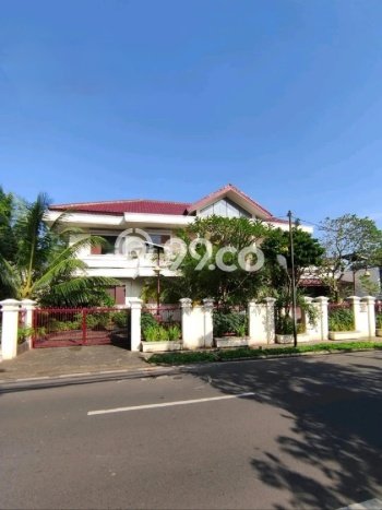 Dijual Rumah Premium dengan Fasilitas Sekitar Komplit di Cilandak, Jakarta Selatan Dijual Rumah Premium dengan Fasilitas Sekitar Komplit di Cilandak, Jakarta Selatan