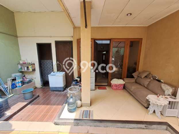 Rumah Luxury Modern Siap Huni di Meruya Jakarta Barat Rumah Luxury Modern Siap Huni di Meruya Jakarta Barat