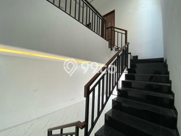 For Sale! Premium House LT 125m2 Desain Elegan di Kav DKI For Sale! Premium House LT 125m2 Desain Elegan di Kav DKI