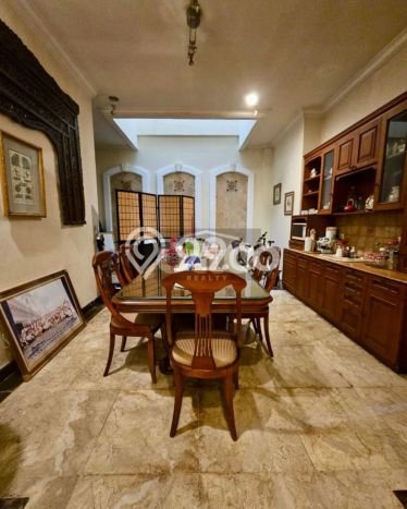 Dijual Rumah Mewah Exclusive di Kebayoran Baru, Jakarta Selatan Dijual Rumah Mewah Exclusive di Kebayoran Baru, Jakarta Selatan