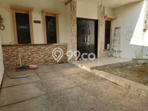 Rumah Modern Minimalis 3 KT Bisa Langsung Pindah di Cipondoh Rumah Modern Minimalis 3 KT Bisa Langsung Pindah di Cipondoh
