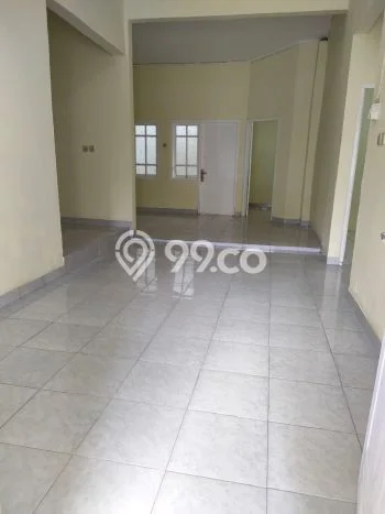 For Sale Rumah Bagus Siap Huni di Tangerang Strategis For Sale Rumah Bagus Siap Huni di Tangerang Strategis