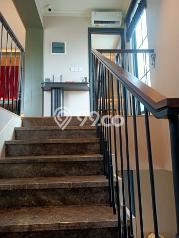 Jual Rumah Mewah Elegan Dengan View Eksklusif di Gading Serpong, Tangerang Jual Rumah Mewah Elegan Dengan View Eksklusif di Gading Serpong, Tangerang
