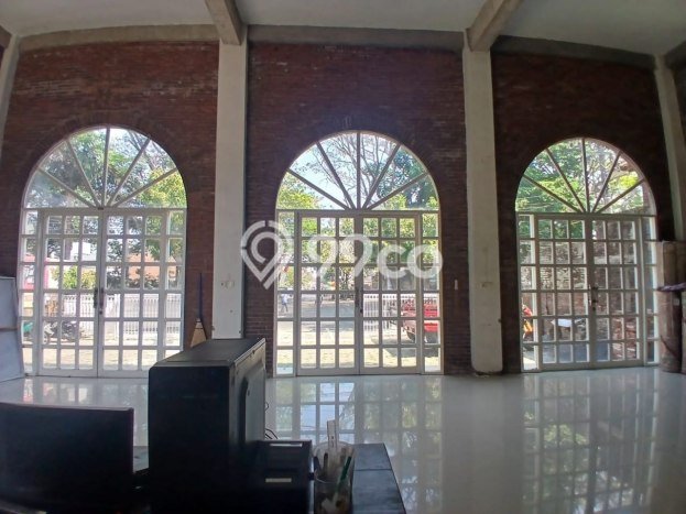 Ruko Bagus Dijual LB 250m2 Lokasi Strategis Malang Area Cocok untuk Bisnis Ruko Bagus Dijual LB 250m2 Lokasi Strategis Malang Area Cocok untuk Bisnis