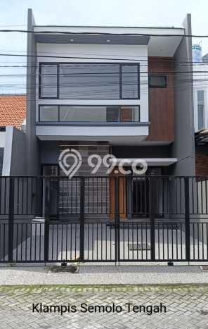 DIJUAL CEPAT! Rumah Siap Huni Area Strategis Sukolilo, LT 120m2m² Bangunan 170m2m² DIJUAL CEPAT! Rumah Siap Huni Area Strategis Sukolilo, LT 120m2m² Bangunan 170m2m²